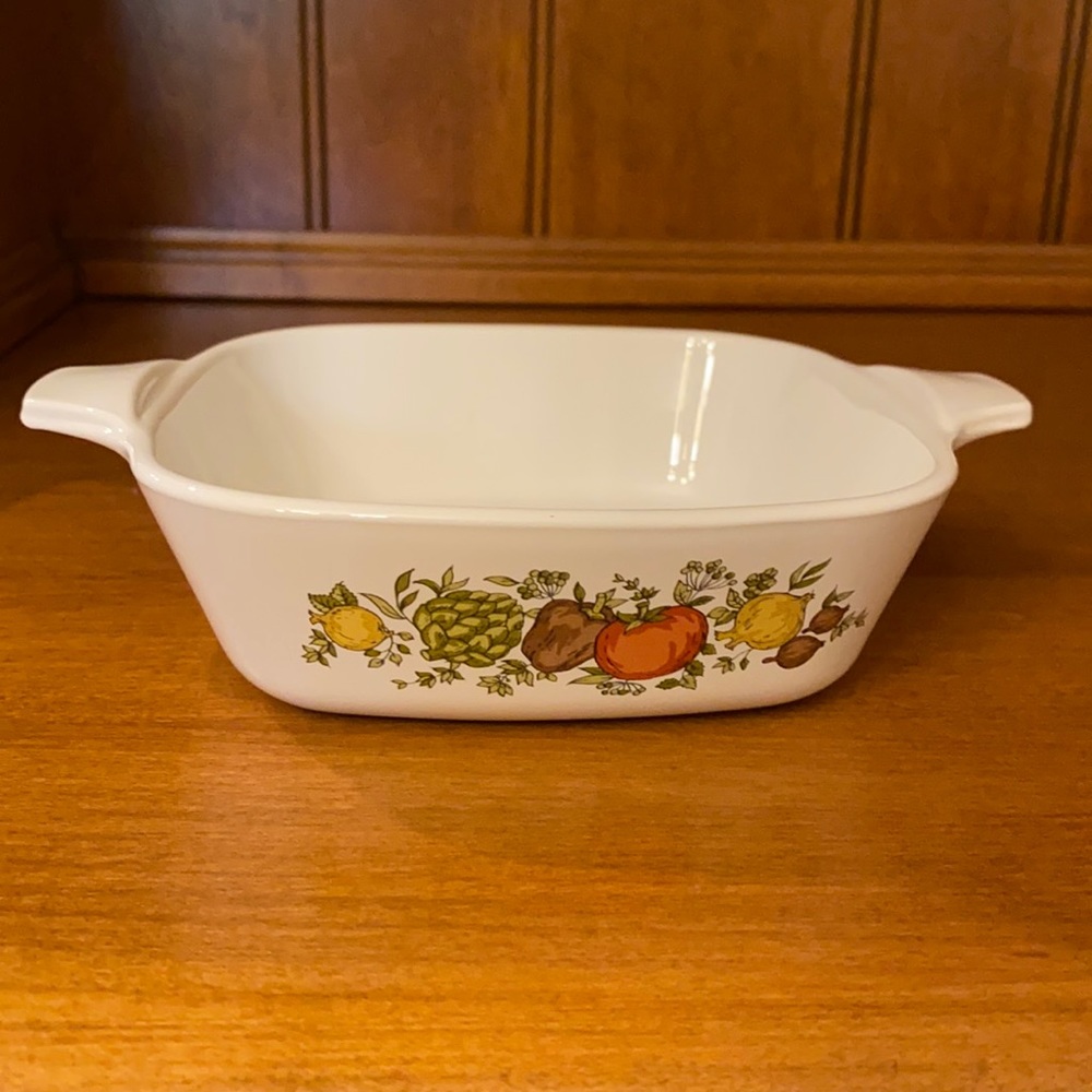 Corning “Spice of Life” 1 3/4 Cup Petite Pan without Lid P-41B